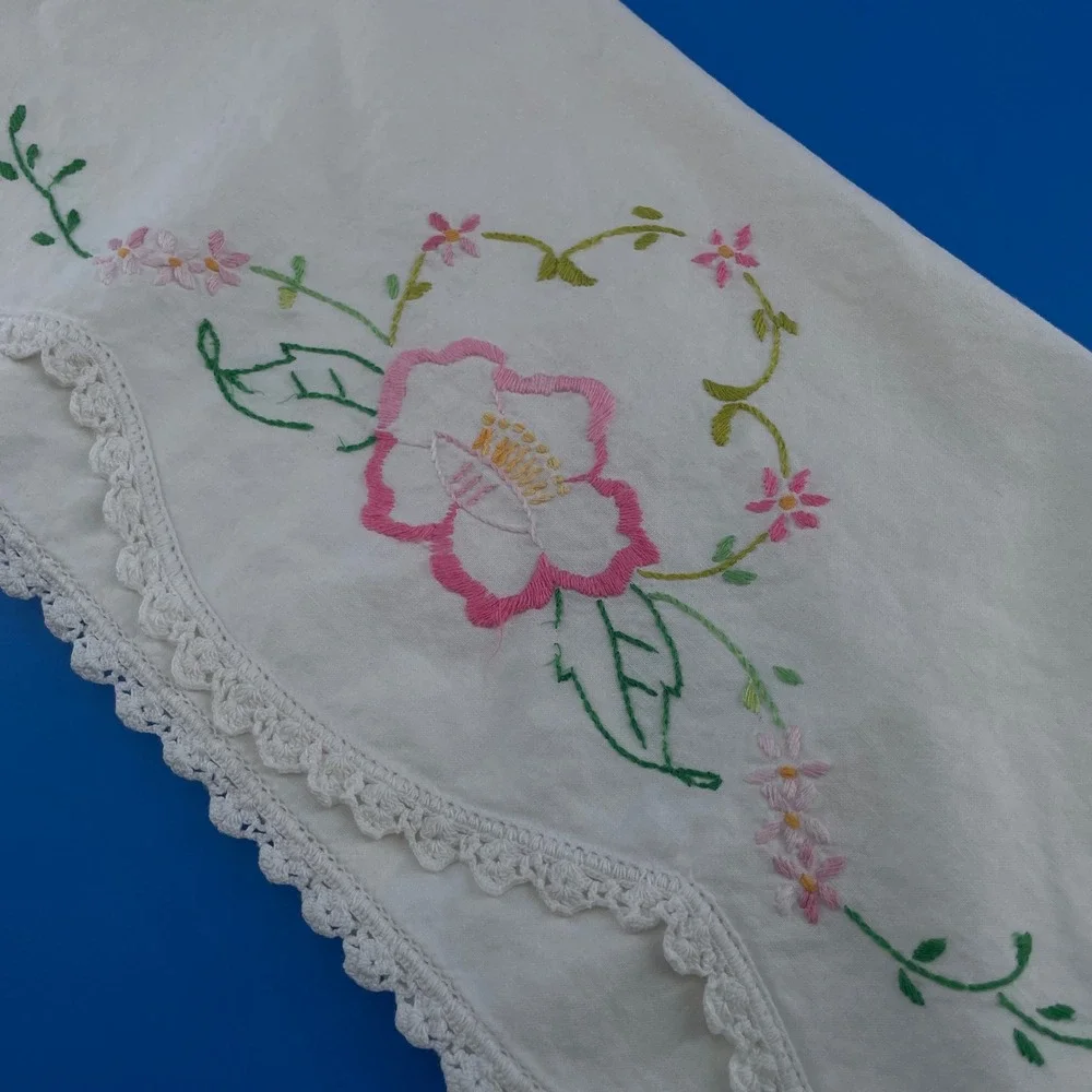 VTG Hand Embroidered Crewel Pillowcases 3 White Peacock Floral 1950s Crochet x3